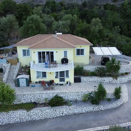 Villa Sunrise With Stunning Views And Private Pool